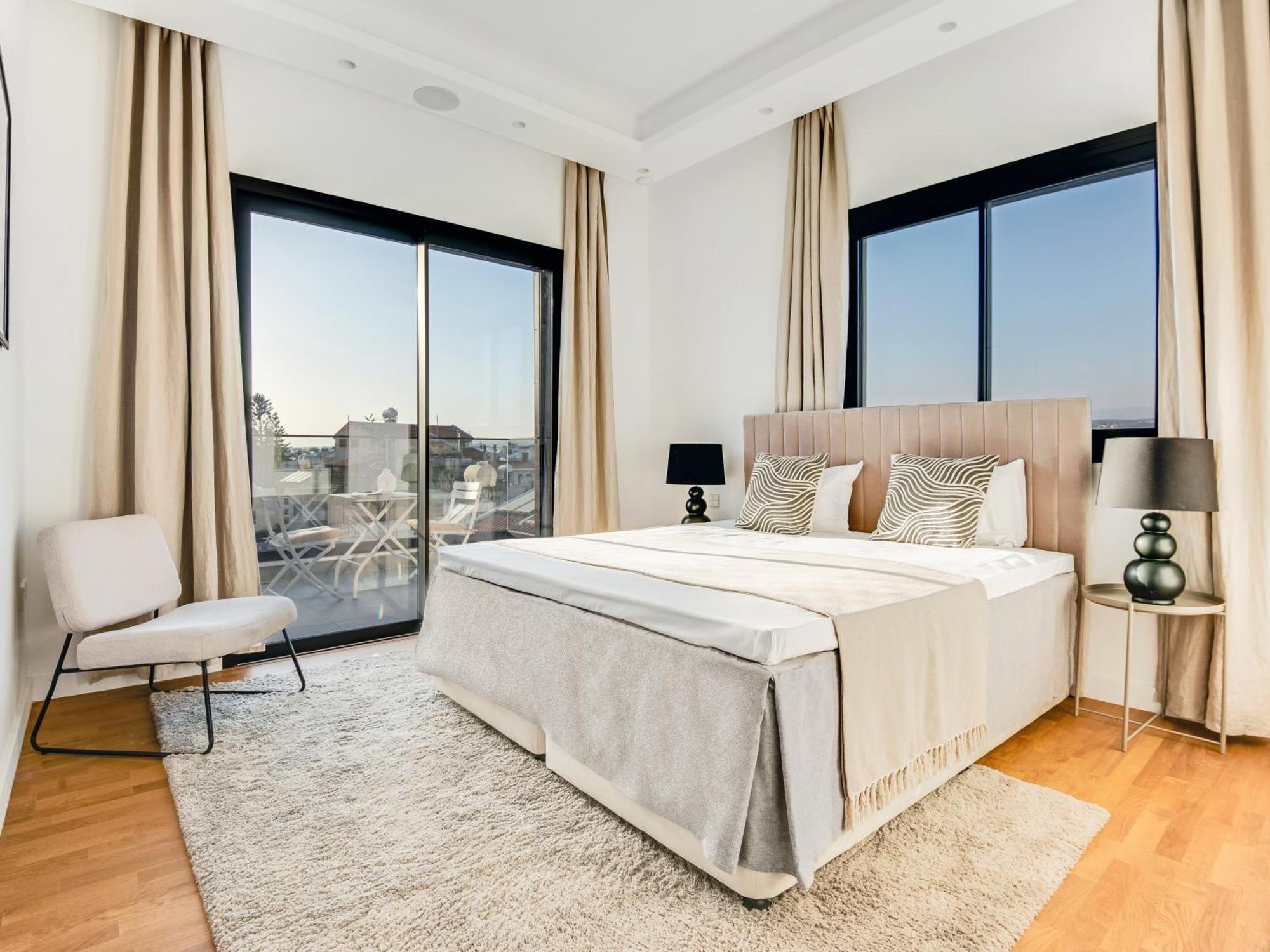 Sanders Crystal 1 Лимасол Экстерьер фото